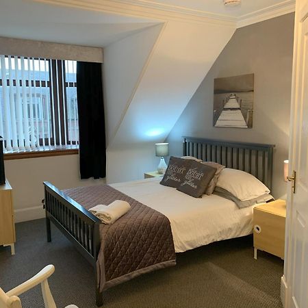 Abbey Guest House Питерхед Экстерьер фото