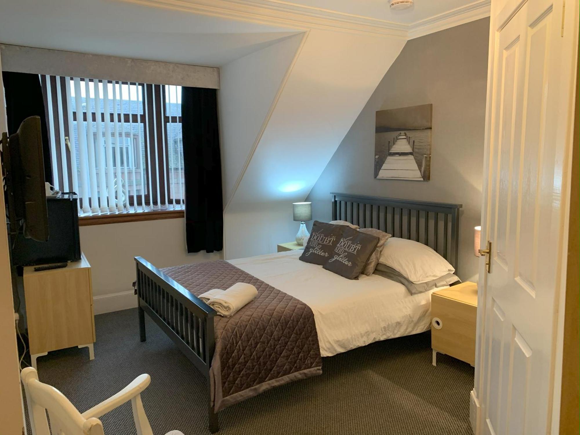 Abbey Guest House Питерхед Экстерьер фото
